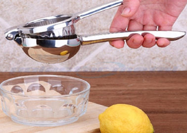 Эксплуатируемая рукой тяжелая сияющая польская кухня нержавеющей стали оборудует экстрактор лимонного сока
